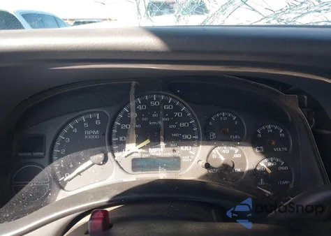 1999 Chevrolet Silverado 1500 Ls z USA, uszkodzony, nr VIN 2GCEC19T9X1184742